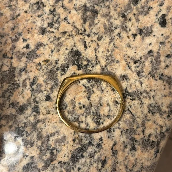 Michael Kors Bracelet - Picture 6 of 6